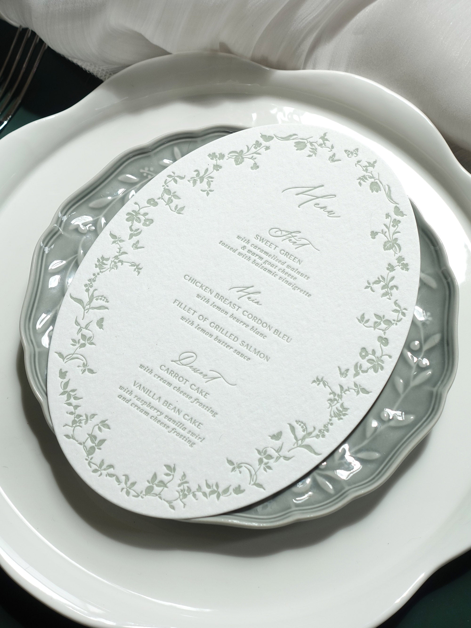 Oval Letterpress Wedding Menu Card, Garden Floral Reception Decor, Custom Elegant Dinner Menu